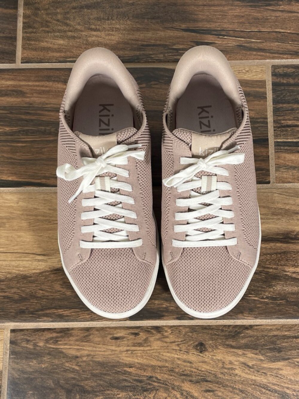 Kizik Irvine Shoes Womens Size 9.5 Wide 2E Taupe Hands Free Casual Sneakers - Picture 12 of 13